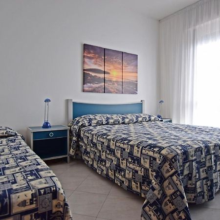 Residence La Duna Lignano Sabbiadoro Exteriör bild