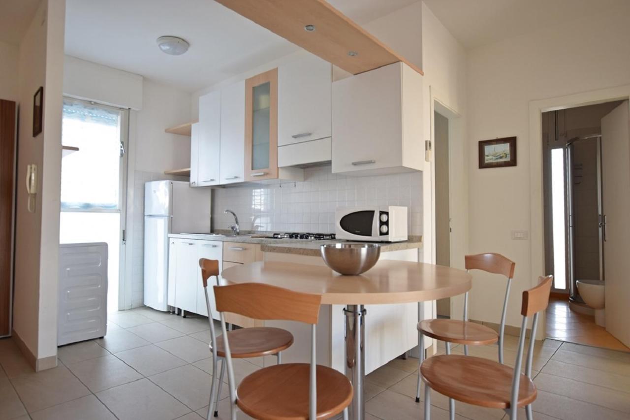 Residence La Duna Lignano Sabbiadoro Exteriör bild
