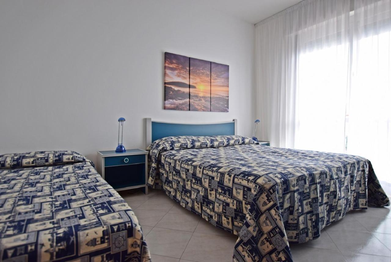 Residence La Duna Lignano Sabbiadoro Exteriör bild